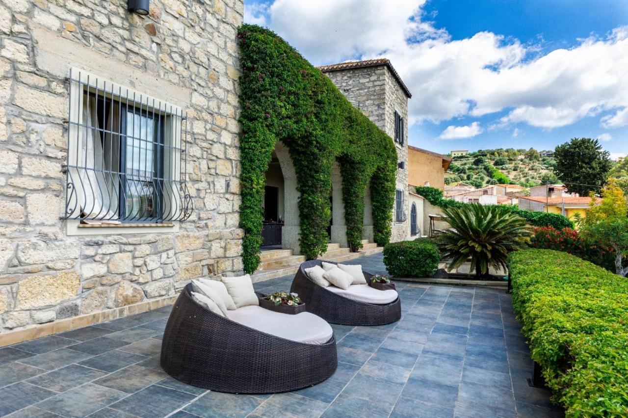 Bed & Breakfast Borgo Antico Xix Sec. *
